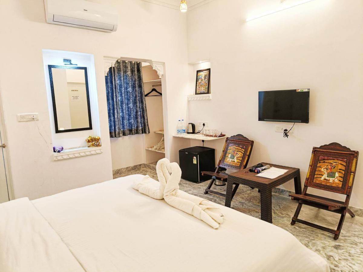 烏代浦 Prakash Ji'S Haveli -Luxurious Lakeside Retreat-酒店 外观 照片