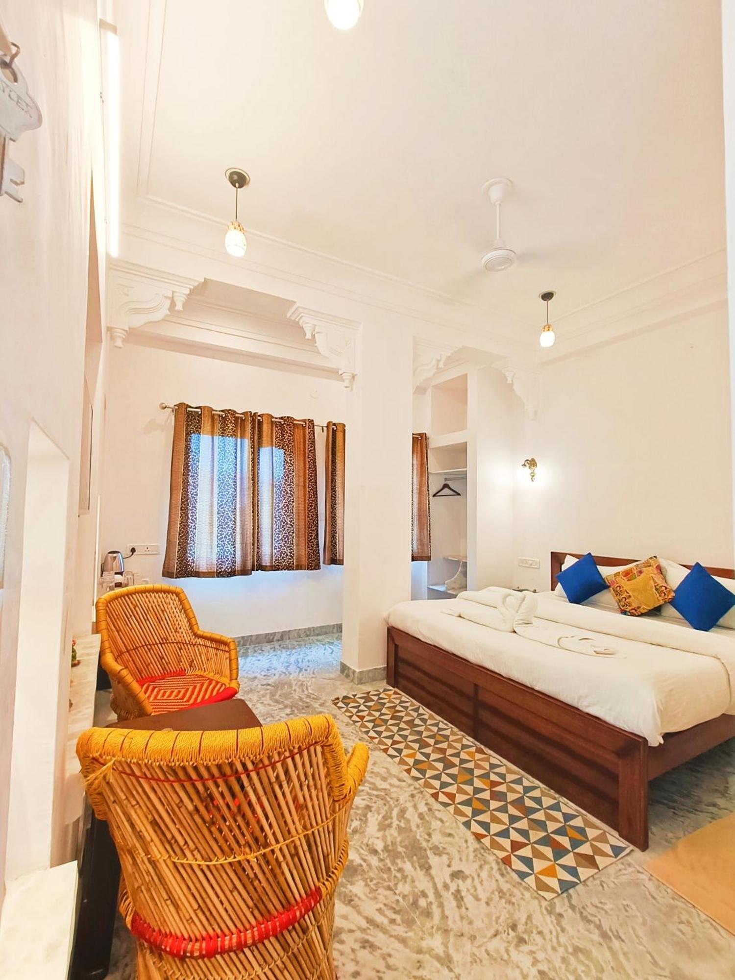 烏代浦 Prakash Ji'S Haveli -Luxurious Lakeside Retreat-酒店 客房 照片